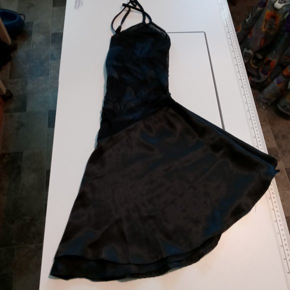 Lace Lingerie - Picture 4 of 6